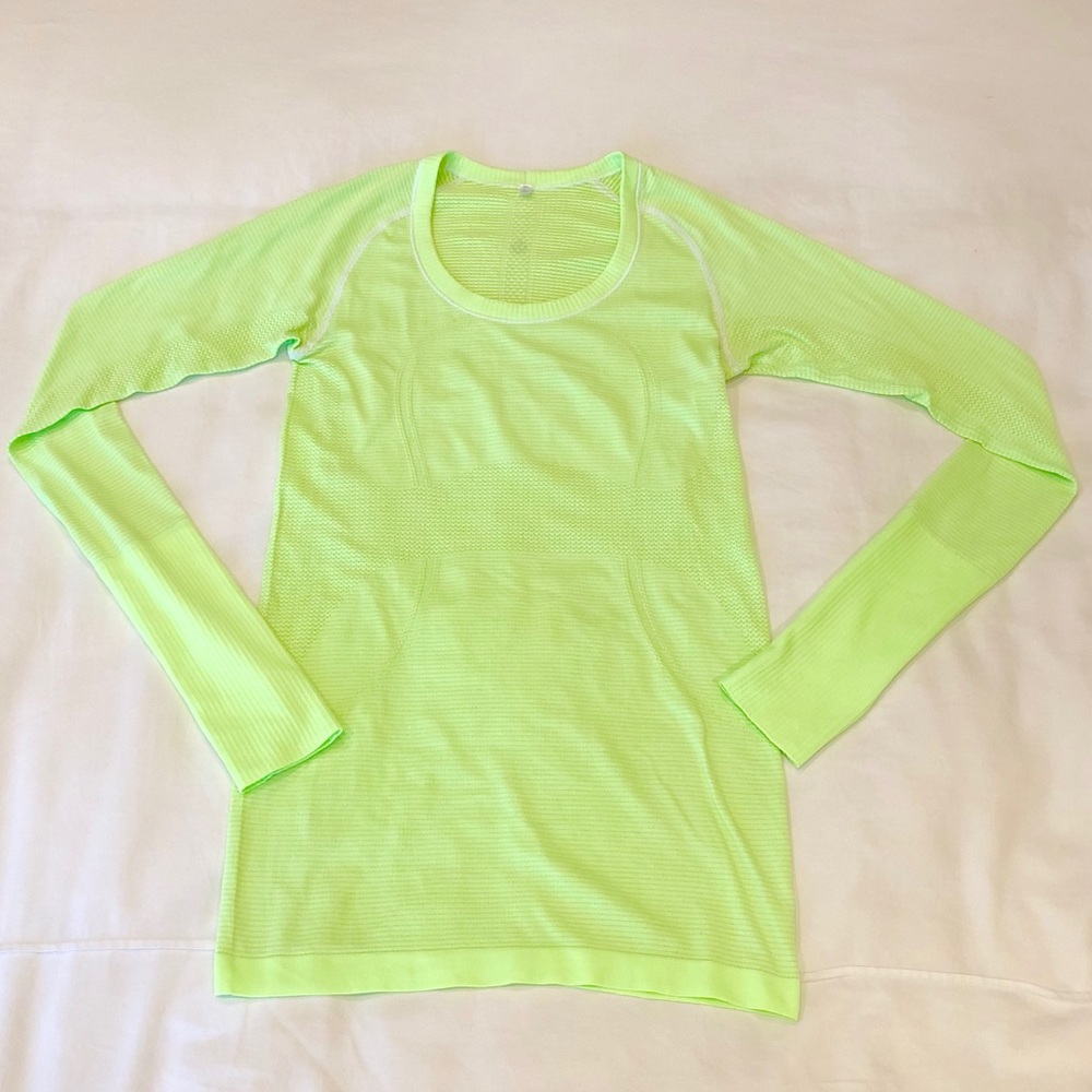 Lululemon Swiftly Tech Long Sleeve